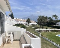 Resale - apartment - Marbella - Nueva Andalucía