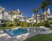 Resale - apartment - Marbella - Nueva Andalucía