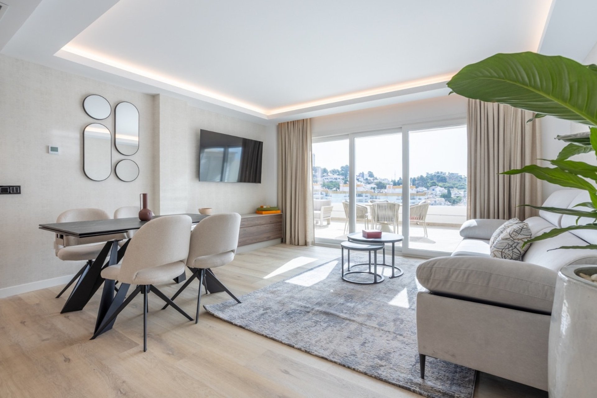 Resale - apartment - Marbella - Nueva Andalucía