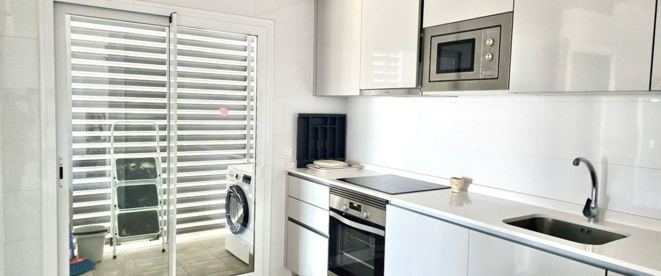 Resale - apartment - Marbella - Nueva Andalucía