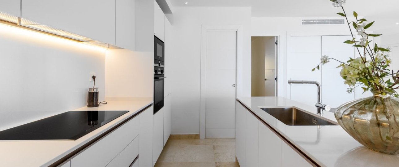 Resale - apartment - Marbella - Nueva Andalucía