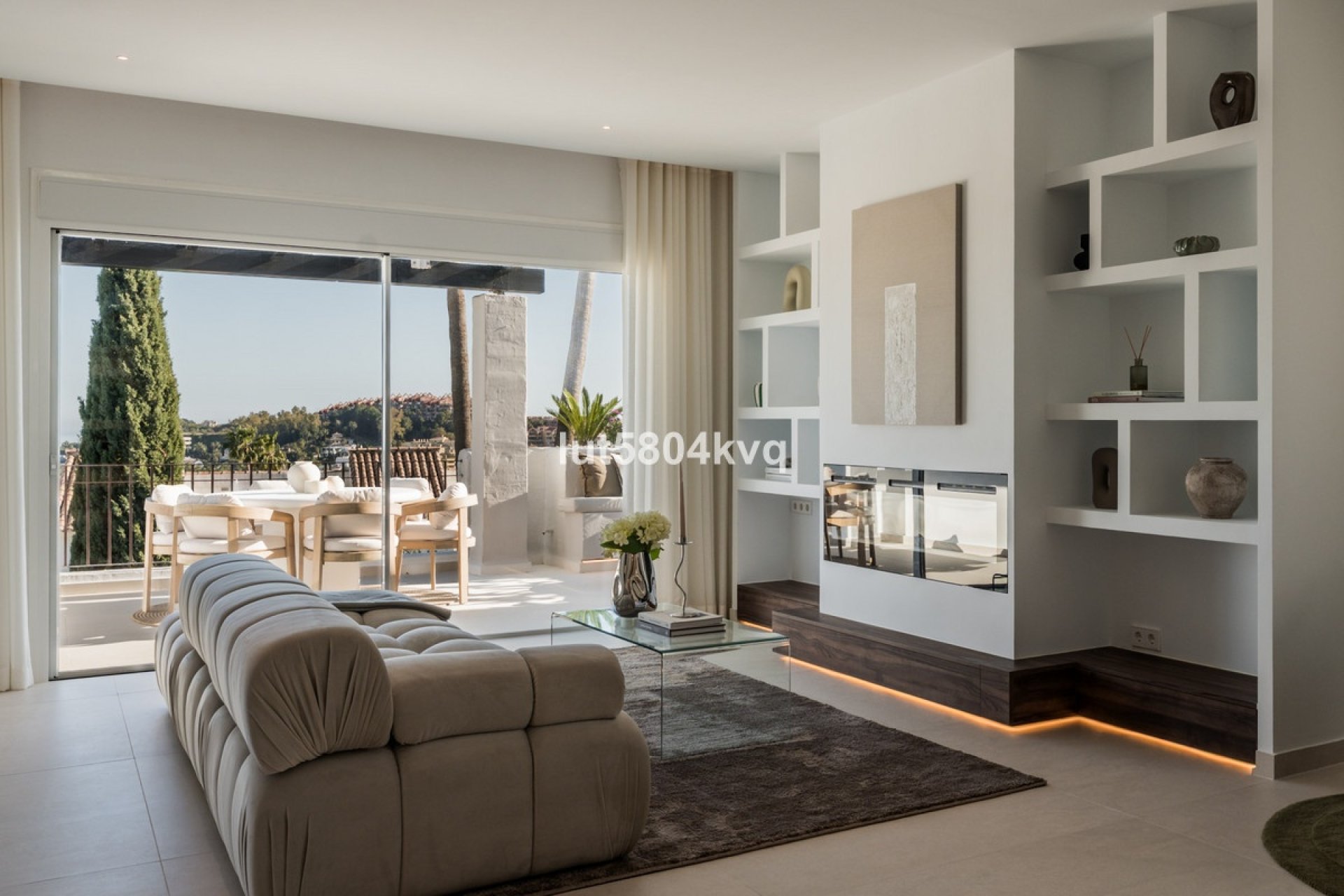 Resale - apartment - Marbella - Nueva Andalucía