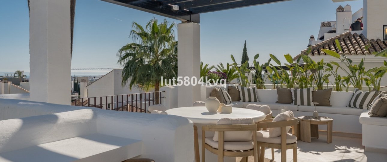 Resale - apartment - Marbella - Nueva Andalucía