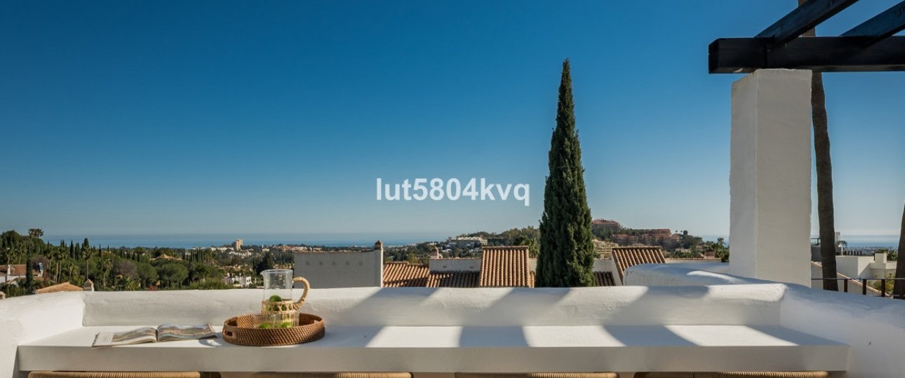 Resale - apartment - Marbella - Nueva Andalucía