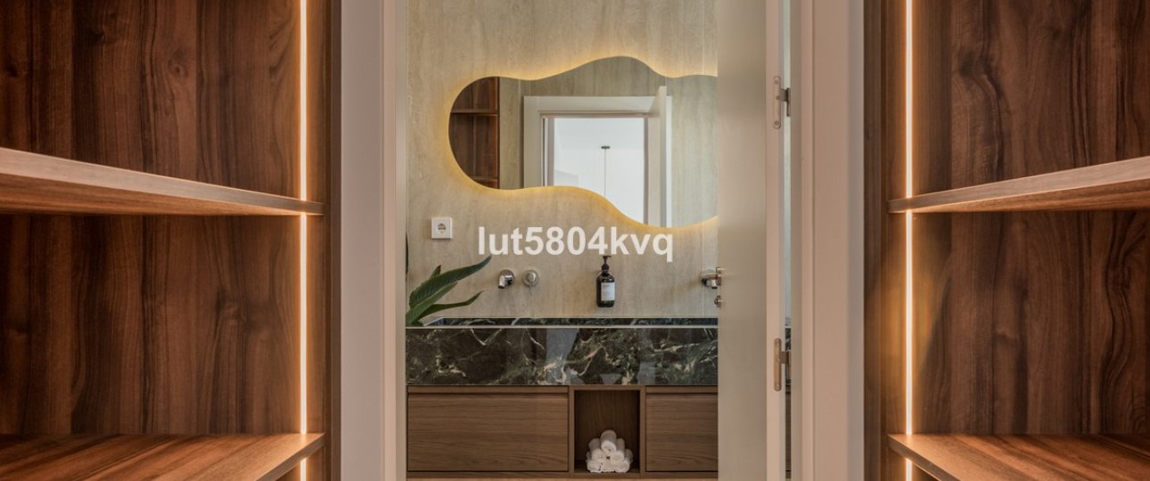 Resale - apartment - Marbella - Nueva Andalucía