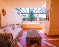 Resale - apartment - Marbella - Nueva Andalucía