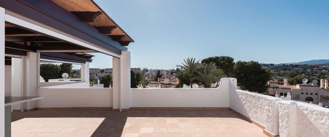 Resale - apartment - Marbella - Nueva Andalucía