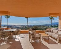 Resale - apartment - Marbella - Nueva Andalucía