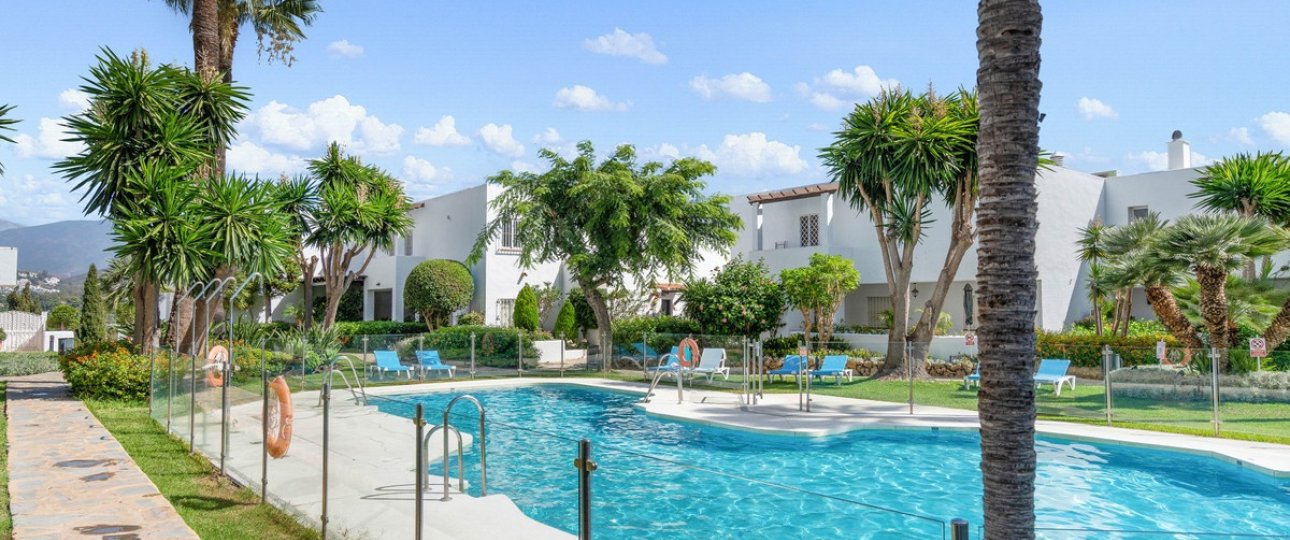 Resale - apartment - Marbella - Nueva Andalucía