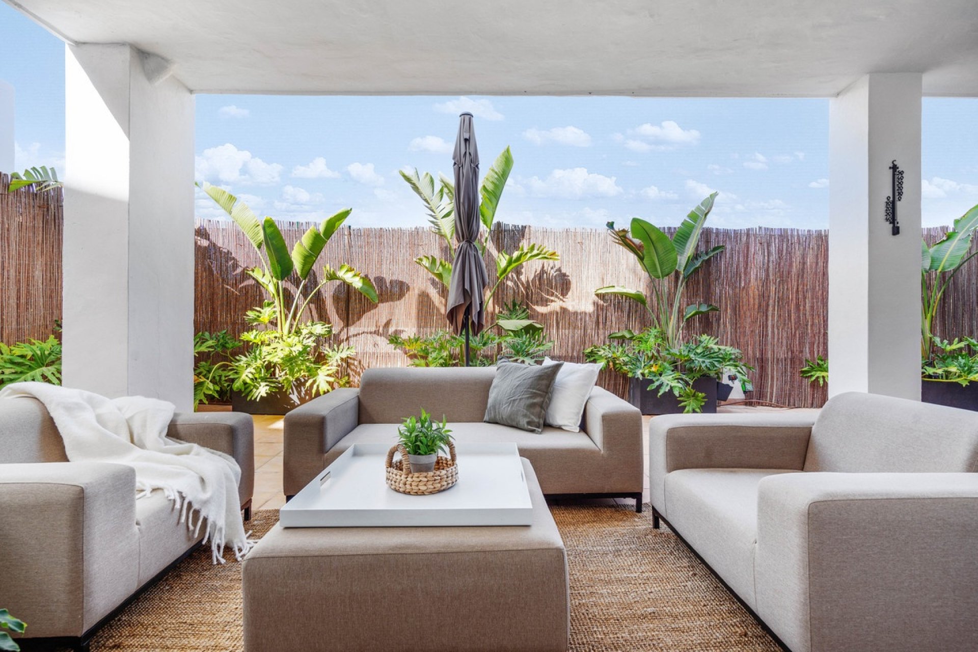 Resale - apartment - Marbella - Nueva Andalucía