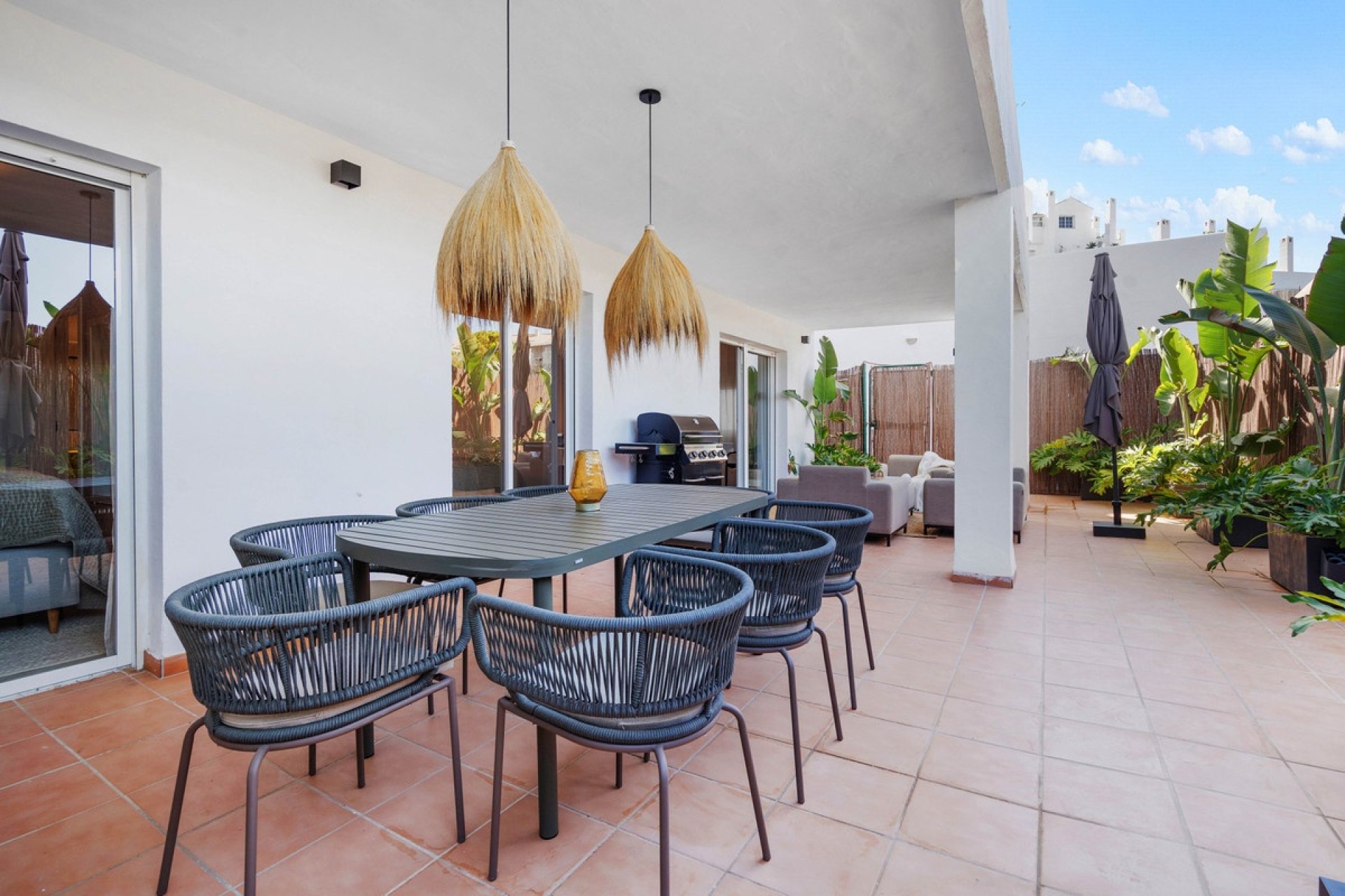 Resale - apartment - Marbella - Nueva Andalucía