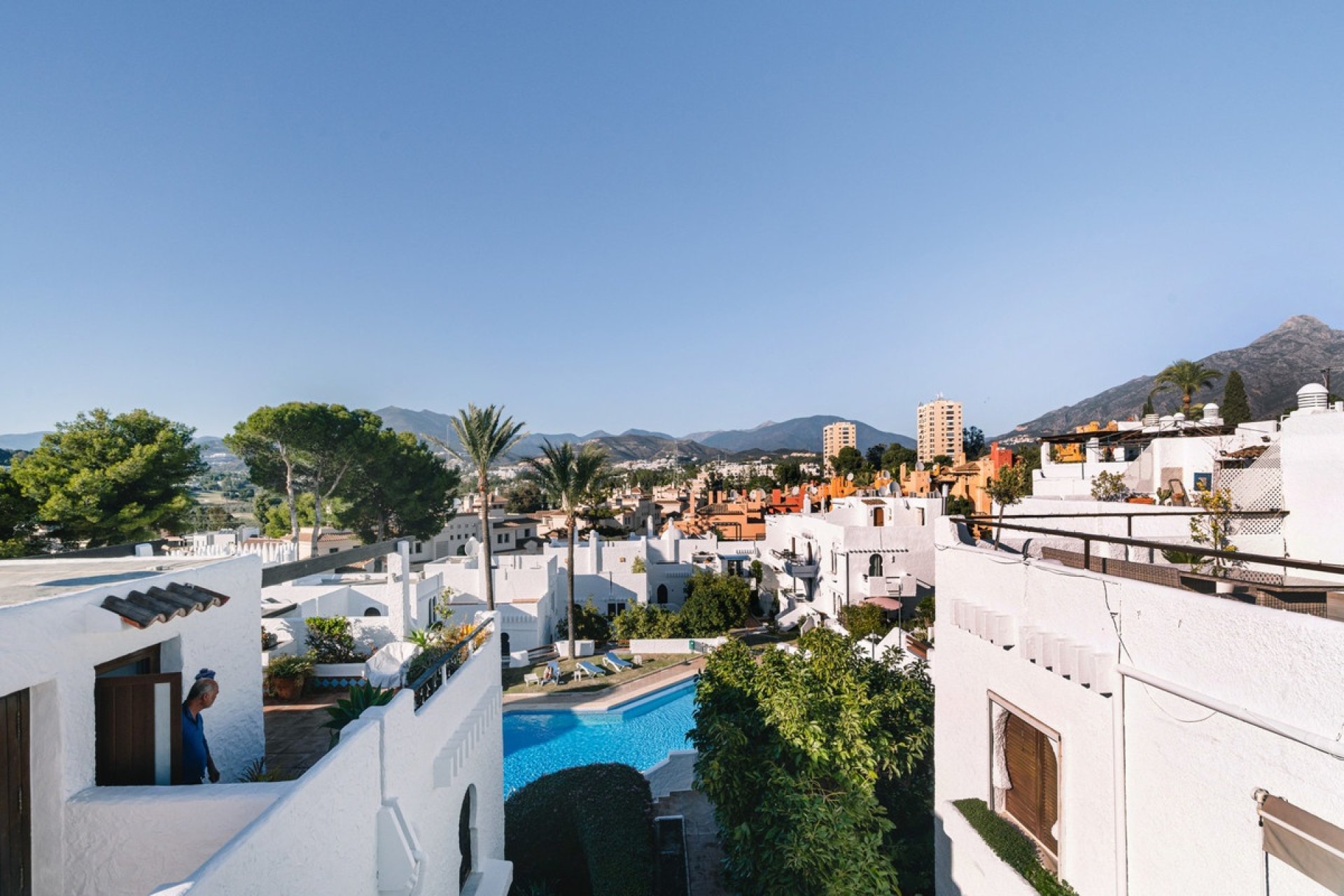 Resale - apartment - Marbella - Nueva Andalucía