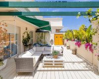 Resale - apartment - Marbella - Nueva Andalucía