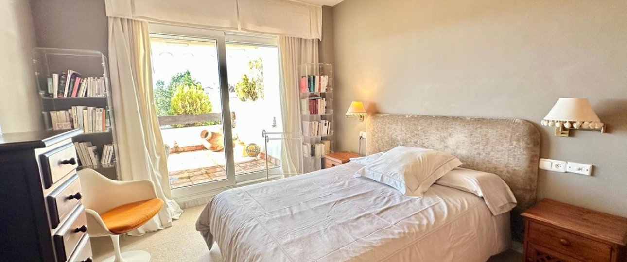 Resale - apartment - Marbella - Nueva Andalucía
