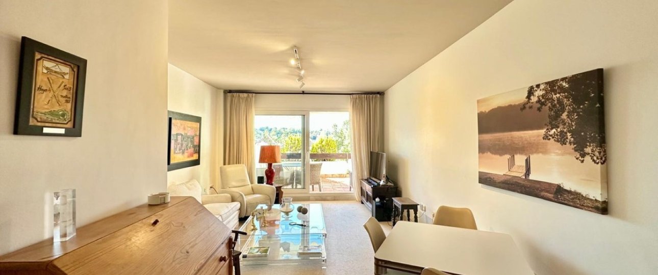 Resale - apartment - Marbella - Nueva Andalucía