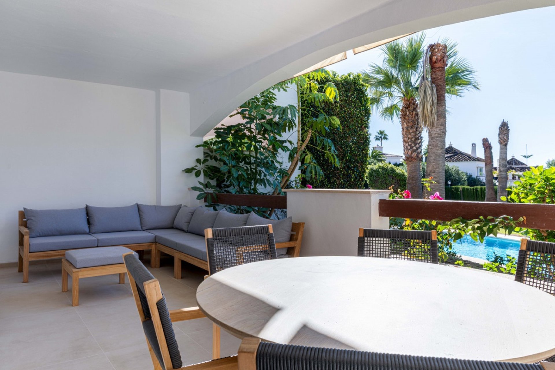 Resale - apartment - Marbella - Nueva Andalucía
