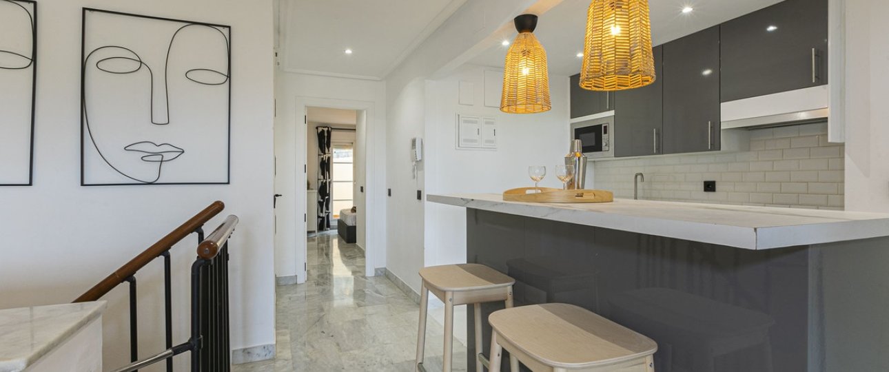 Resale - apartment - Marbella - Nueva Andalucía
