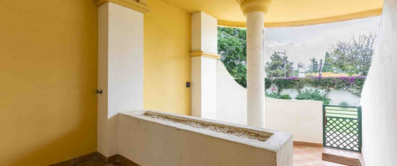 Resale - apartment - Marbella - Nueva Andalucía