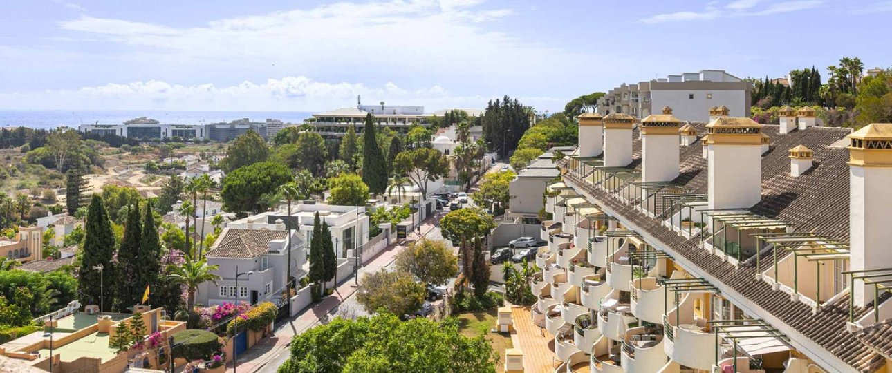 Resale - apartment - Marbella - Nueva Andalucía