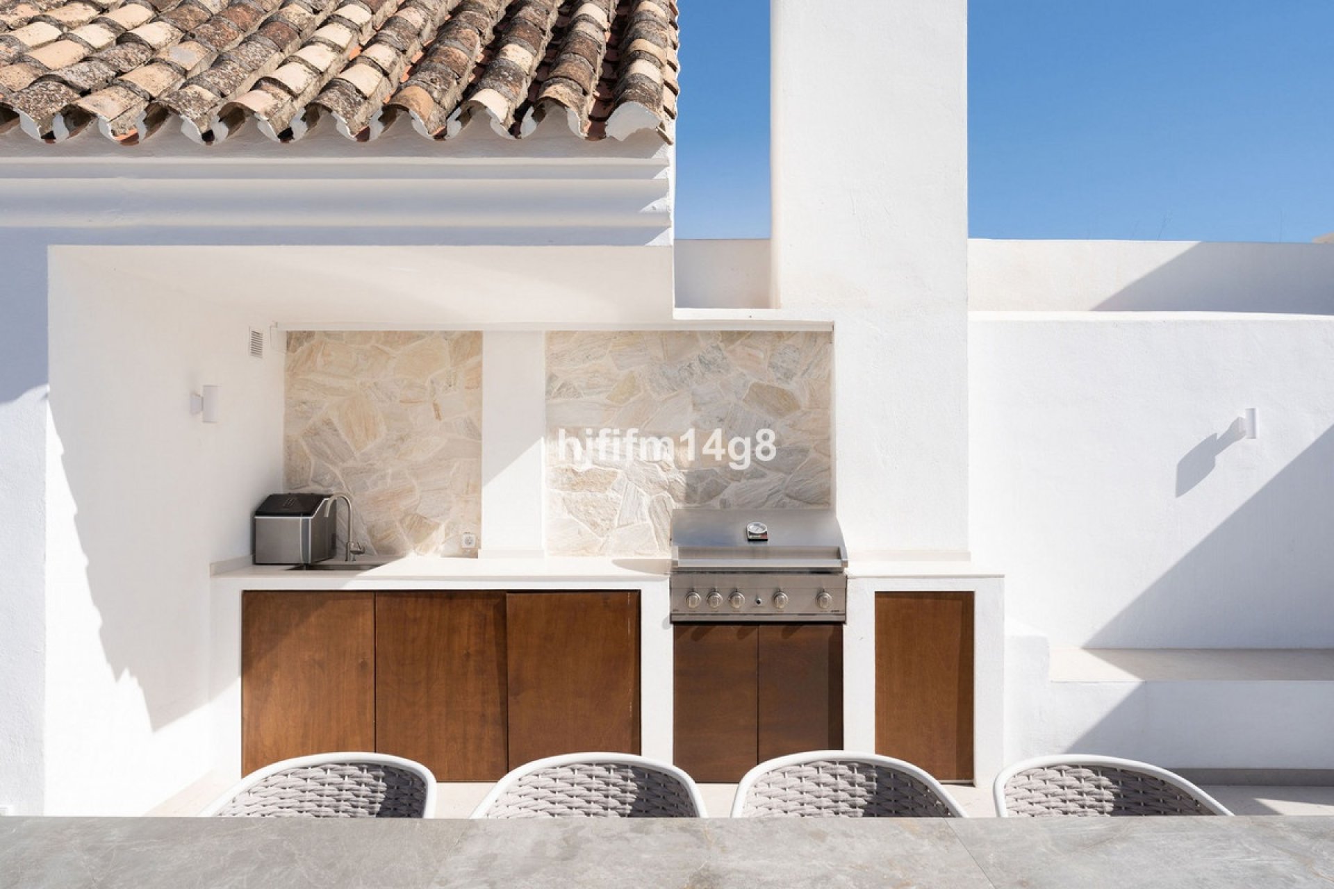 Resale - apartment - Marbella - Nueva Andalucía