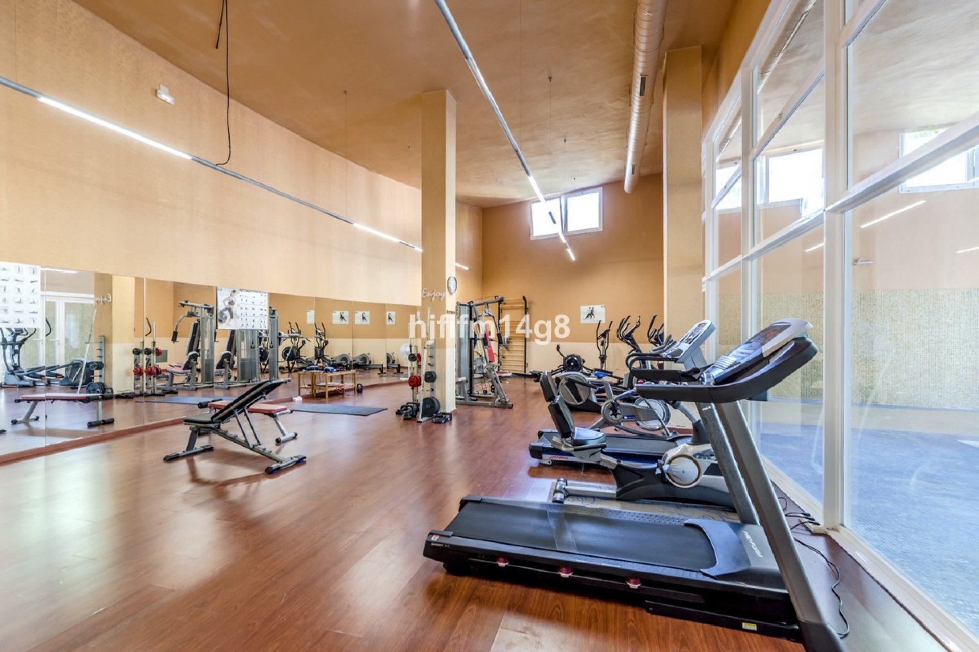 Resale - apartment - Marbella - Nueva Andalucía