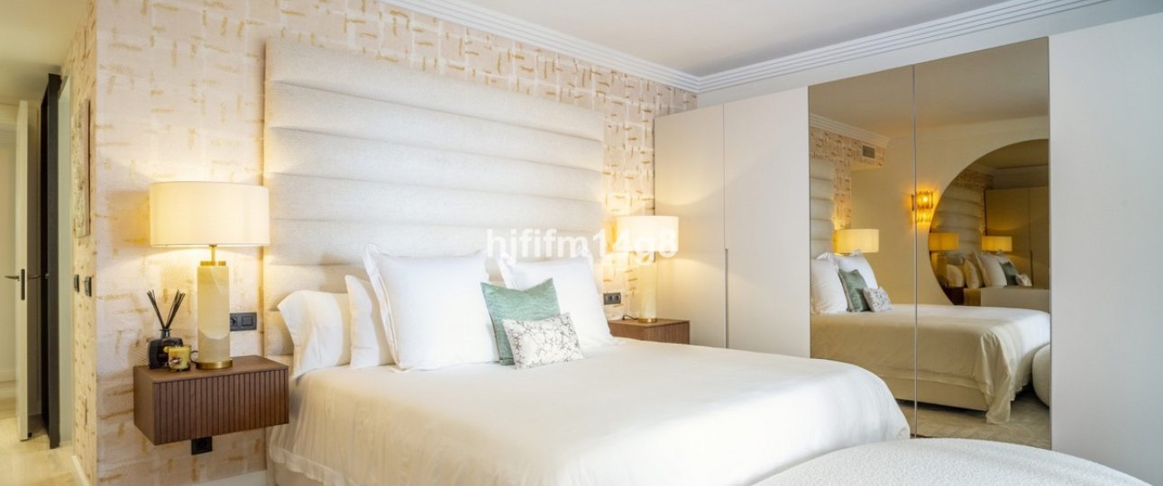 Resale - apartment - Marbella - Nueva Andalucía