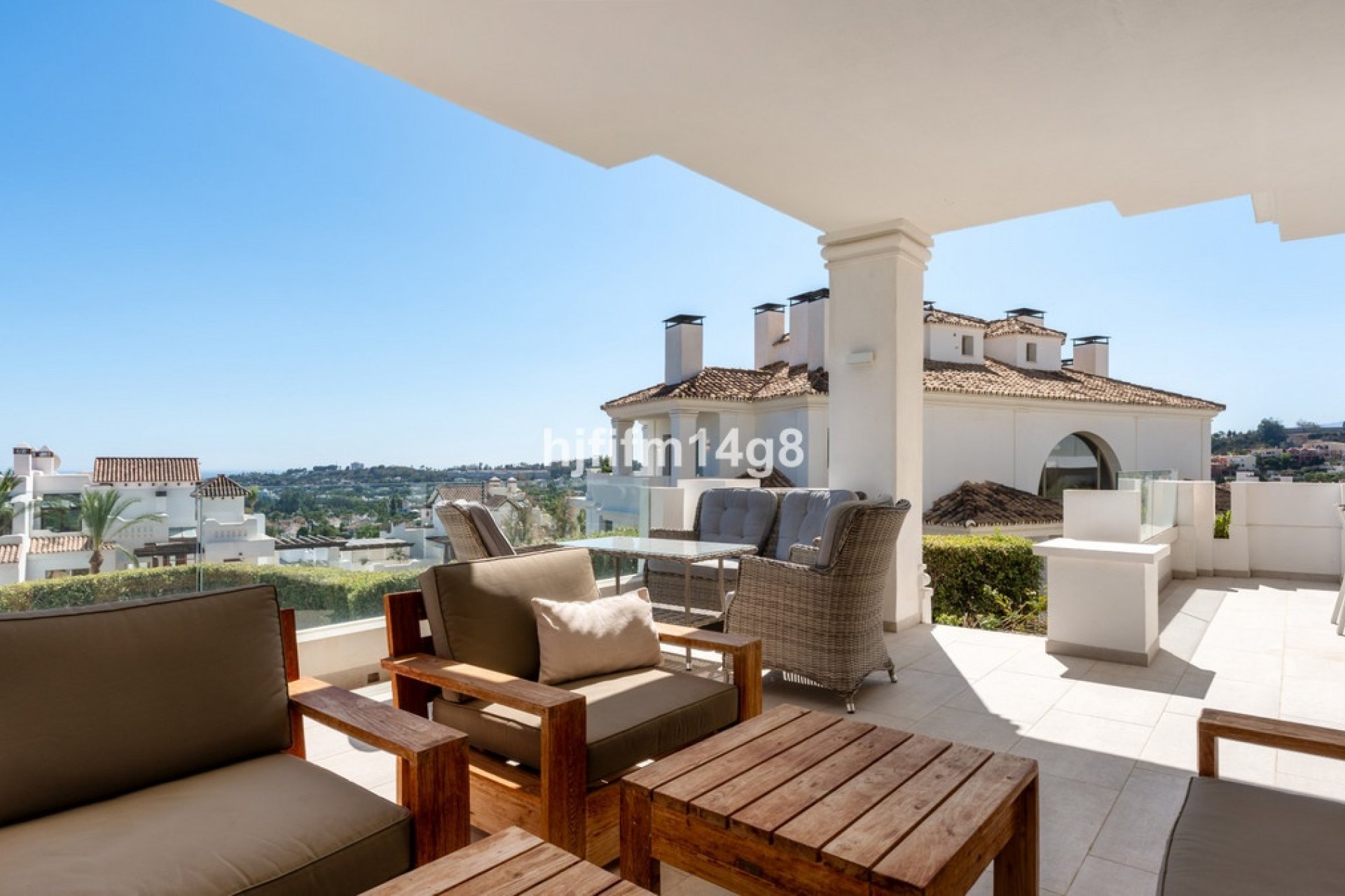 Resale - apartment - Marbella - Nueva Andalucía