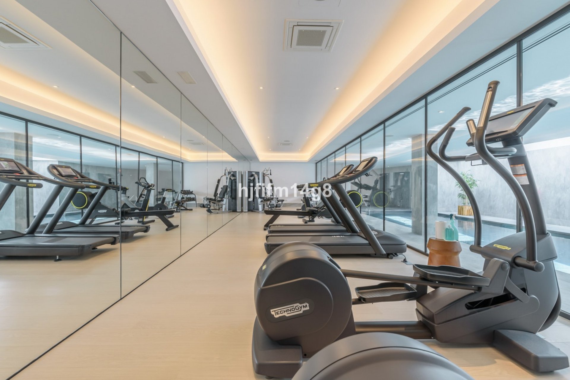 Resale - apartment - Marbella - Nueva Andalucía