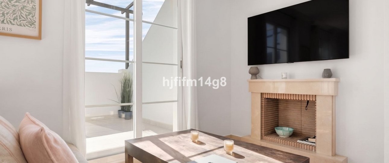 Resale - apartment - Marbella - Nueva Andalucía