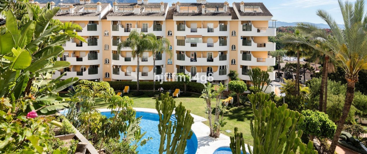 Resale - apartment - Marbella - Nueva Andalucía