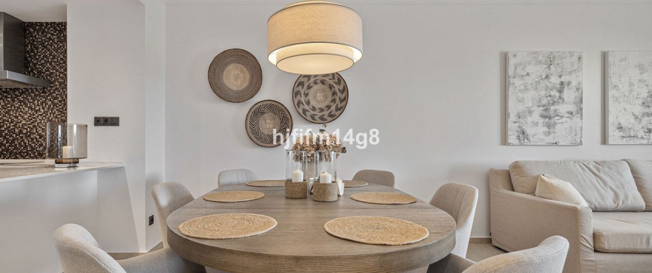 Resale - apartment - Marbella - Nueva Andalucía