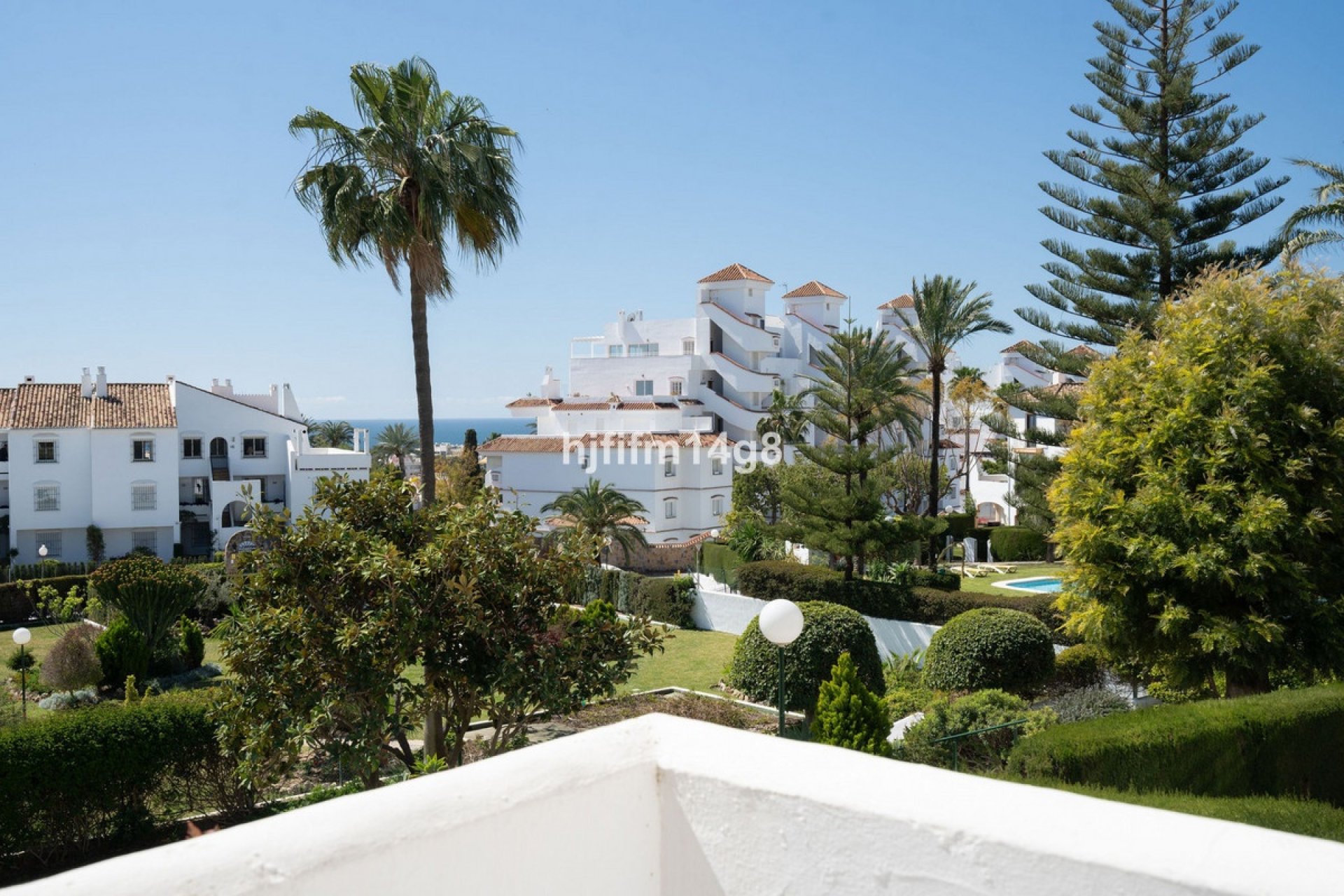 Resale - apartment - Marbella - Nueva Andalucía