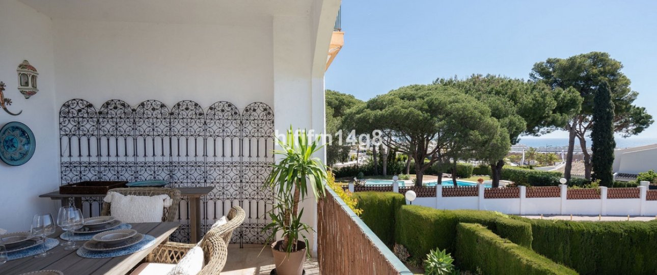 Resale - apartment - Marbella - Nueva Andalucía