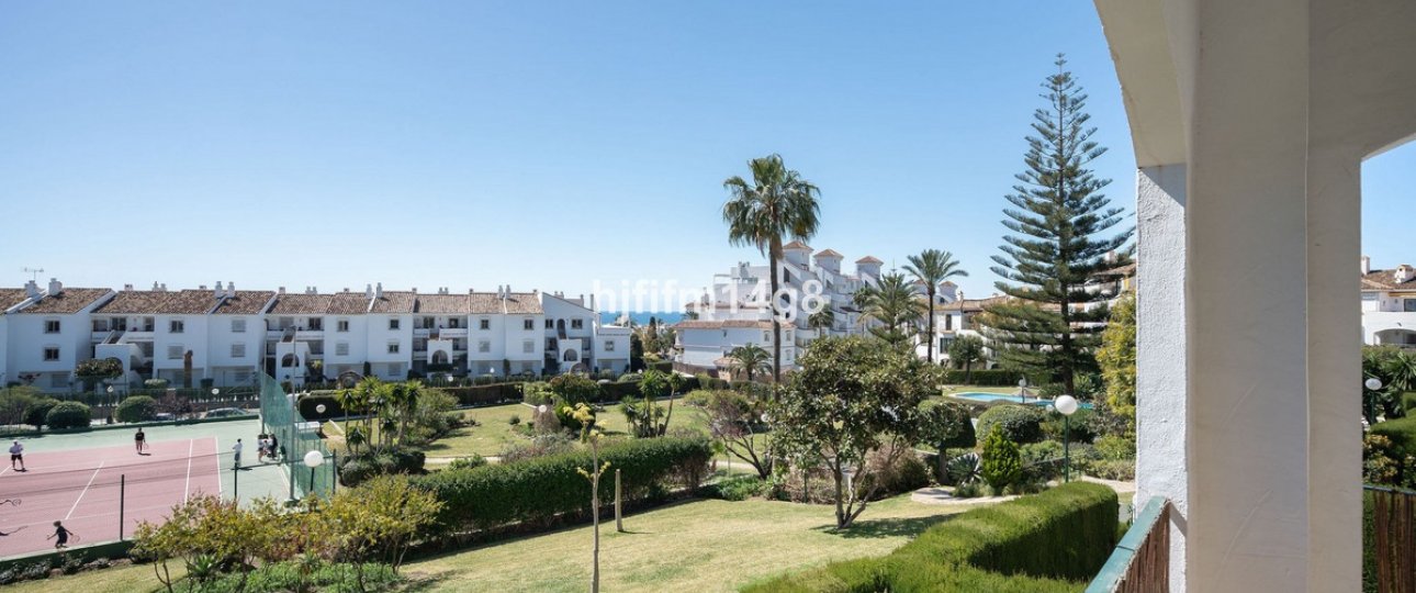 Resale - apartment - Marbella - Nueva Andalucía
