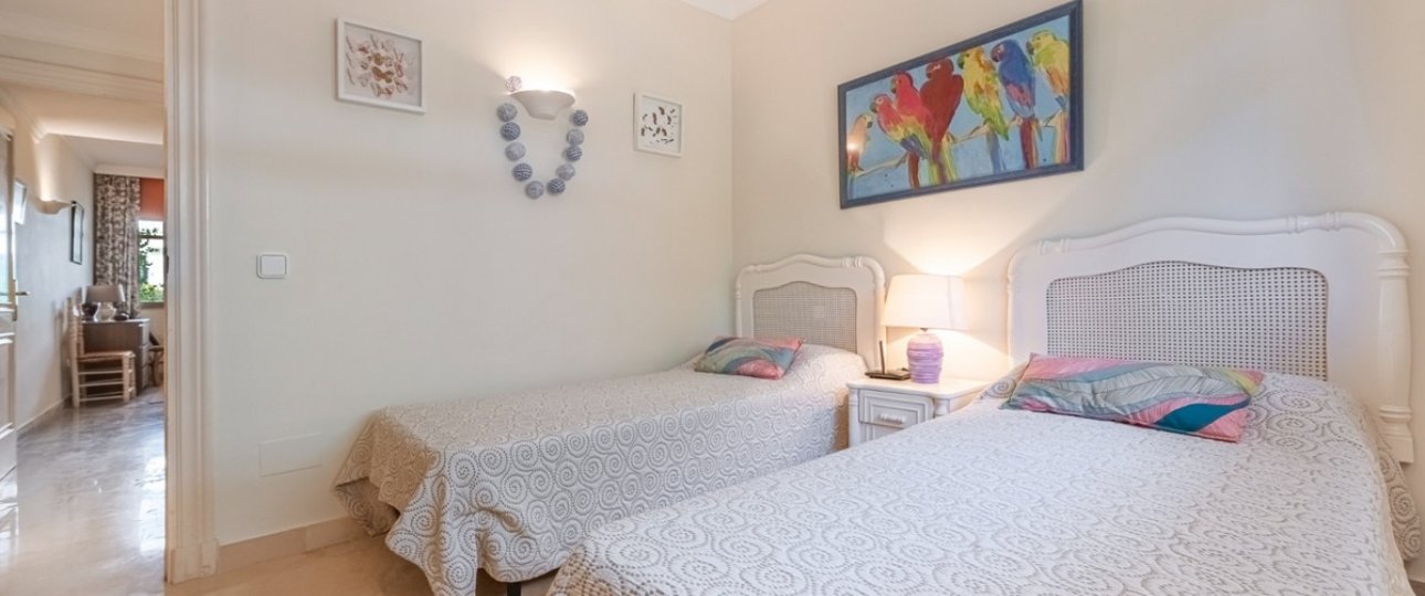 Resale - apartment - Marbella - Nueva Andalucía