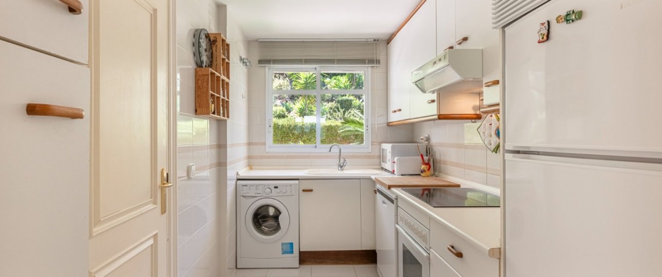 Resale - apartment - Marbella - Nueva Andalucía