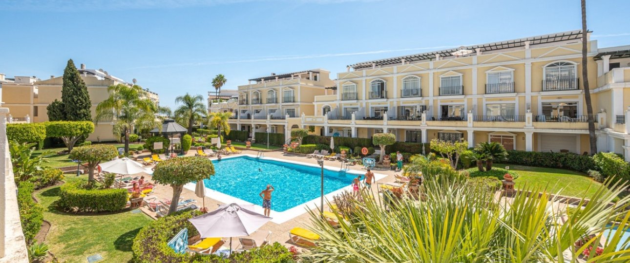 Resale - apartment - Marbella - Nueva Andalucía