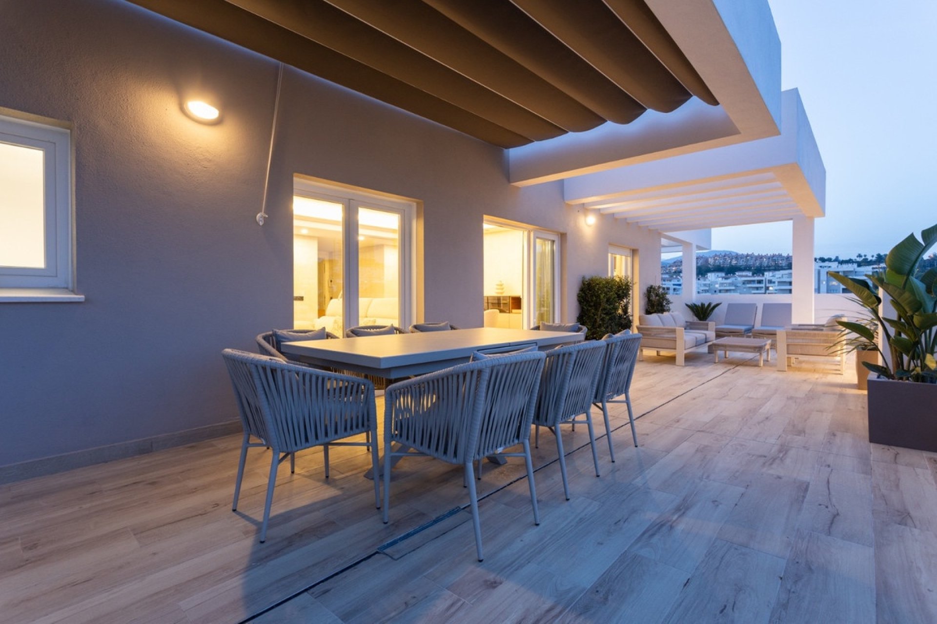 Resale - apartment - Marbella - Nueva Andalucía