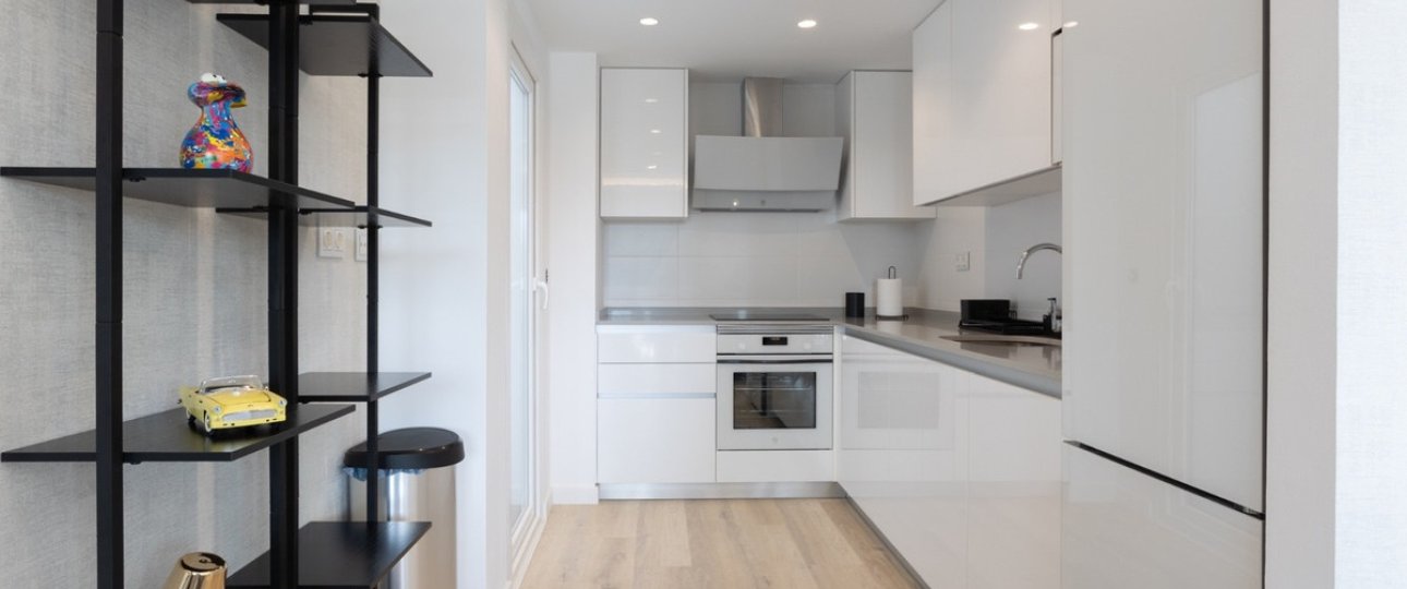 Resale - apartment - Marbella - Nueva Andalucía