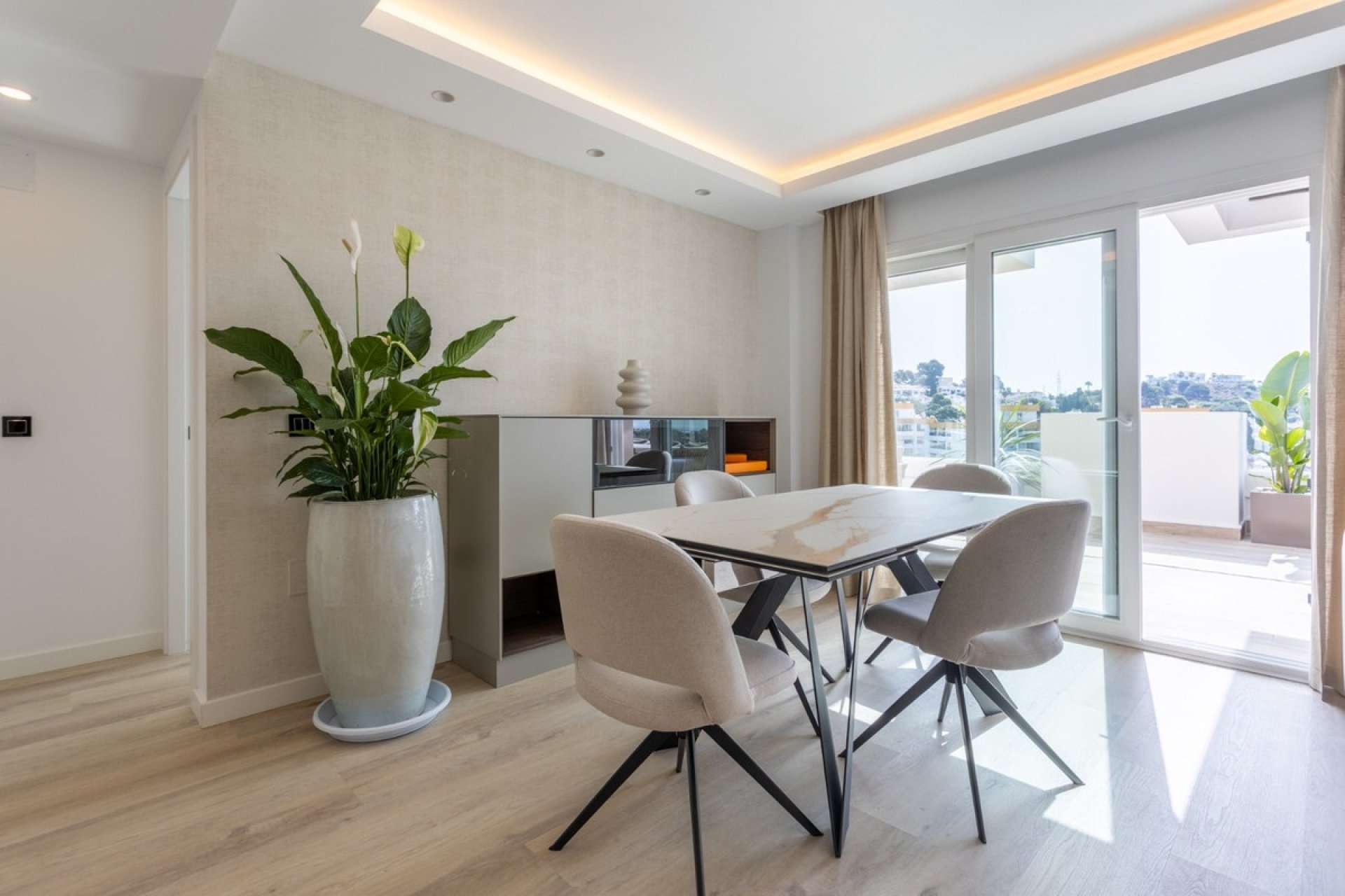 Resale - apartment - Marbella - Nueva Andalucía