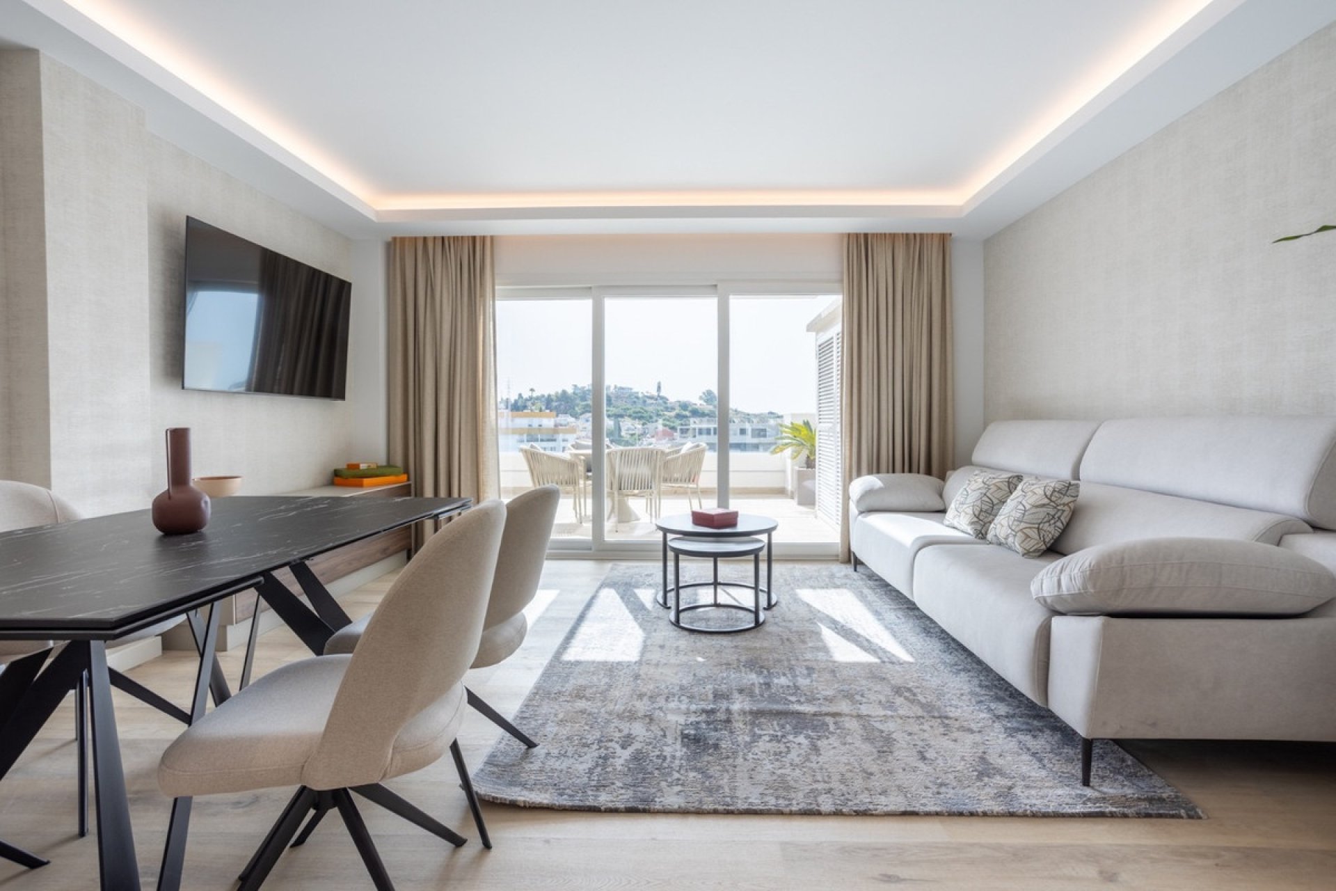 Resale - apartment - Marbella - Nueva Andalucía