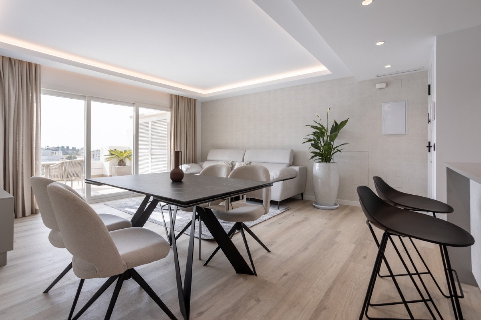 Resale - apartment - Marbella - Nueva Andalucía
