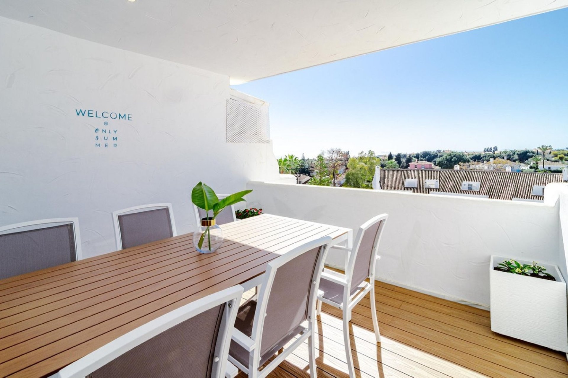 Resale - apartment - Marbella - Nueva Andalucía