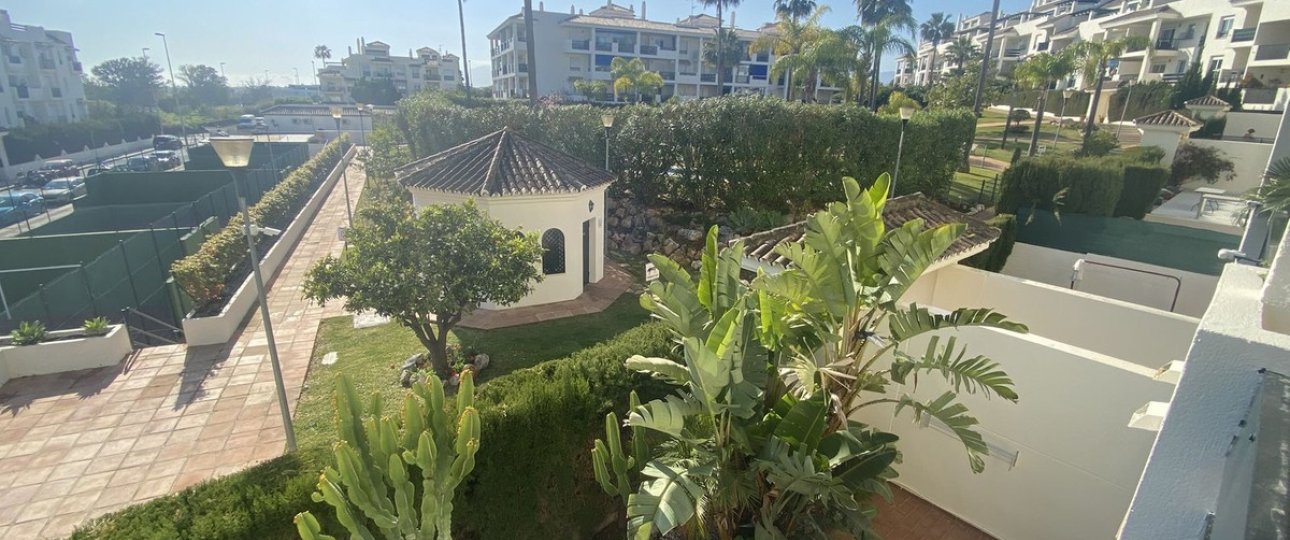 Resale - apartment - Marbella - Nueva Andalucía