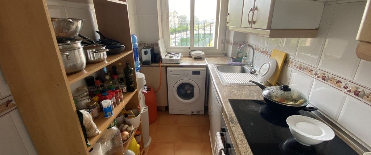 Resale - apartment - Marbella - Nueva Andalucía