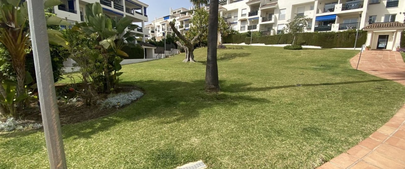 Resale - apartment - Marbella - Nueva Andalucía