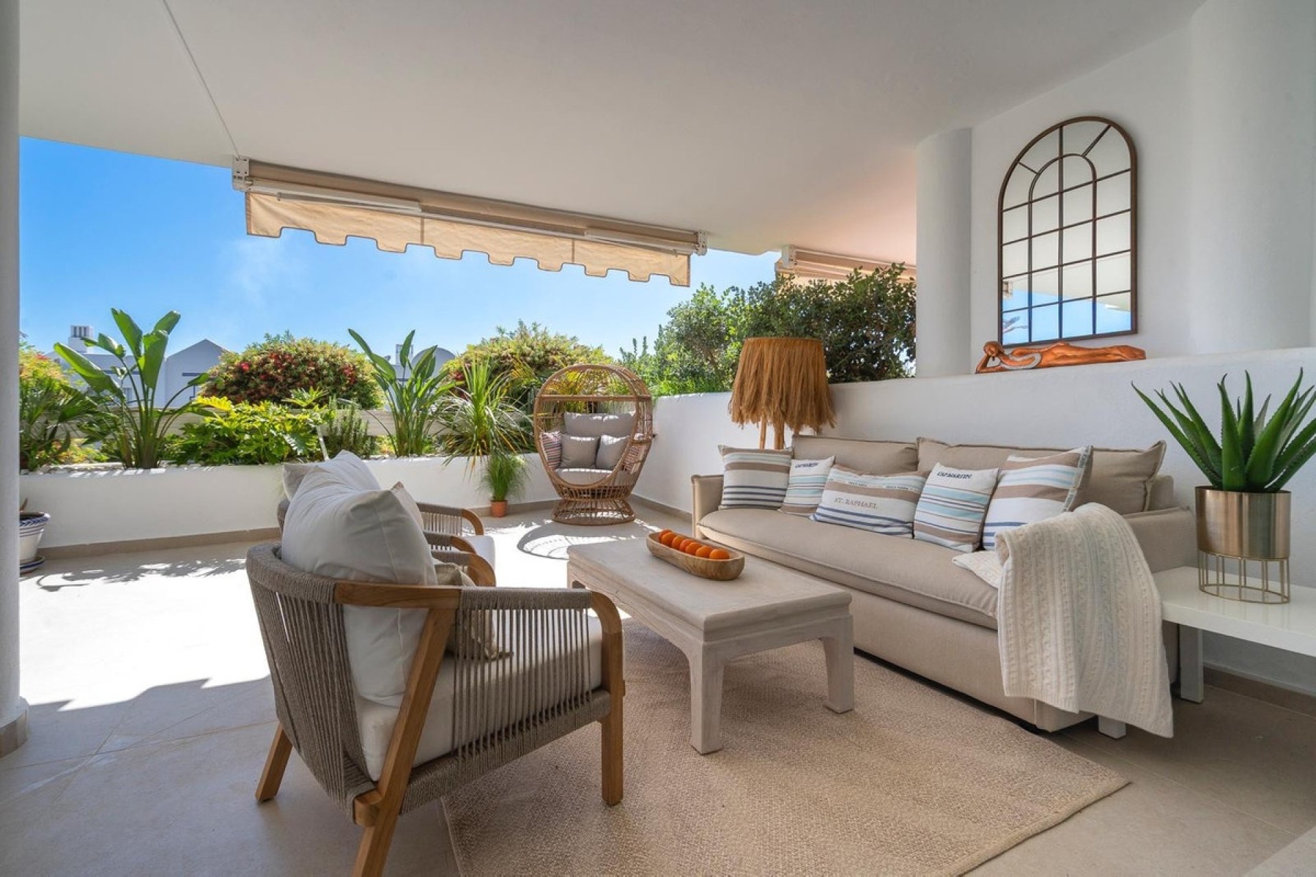 Resale - apartment - Marbella - Nueva Andalucía