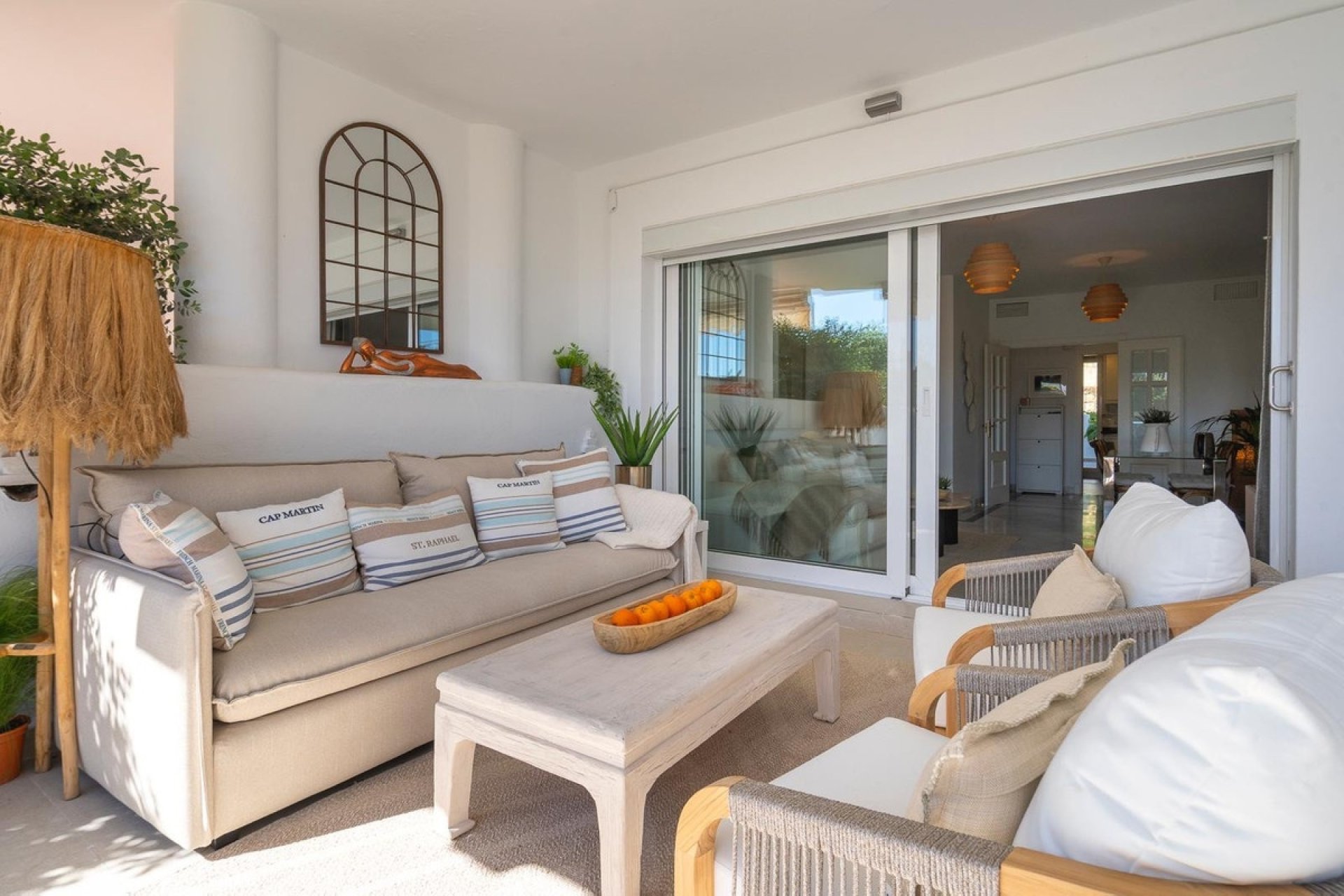 Resale - apartment - Marbella - Nueva Andalucía