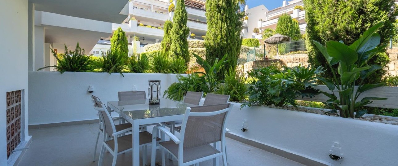 Resale - apartment - Marbella - Nueva Andalucía