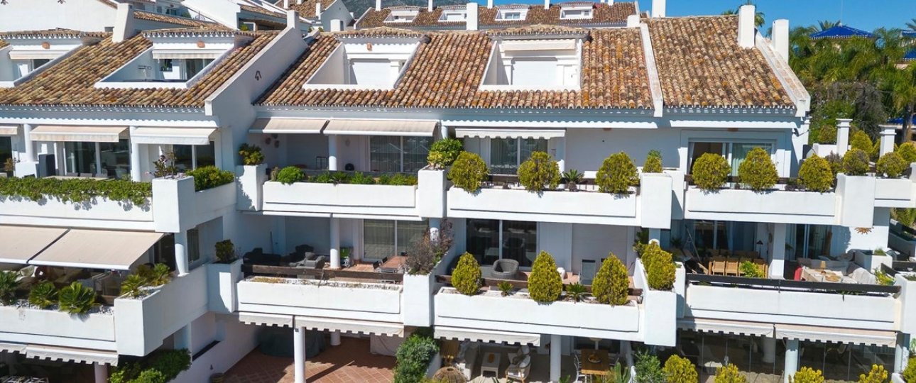 Resale - apartment - Marbella - Nueva Andalucía